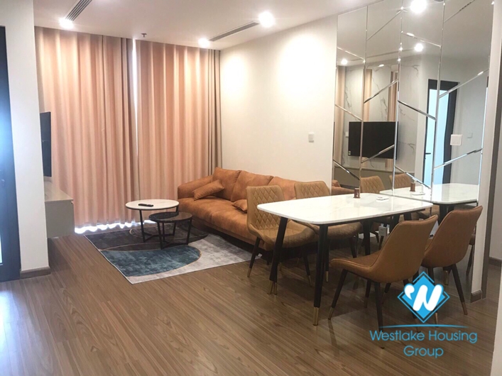 Very nice 2 bedroom apartment for rent in W2 building, Vinhome Westpoint Pham Hung.